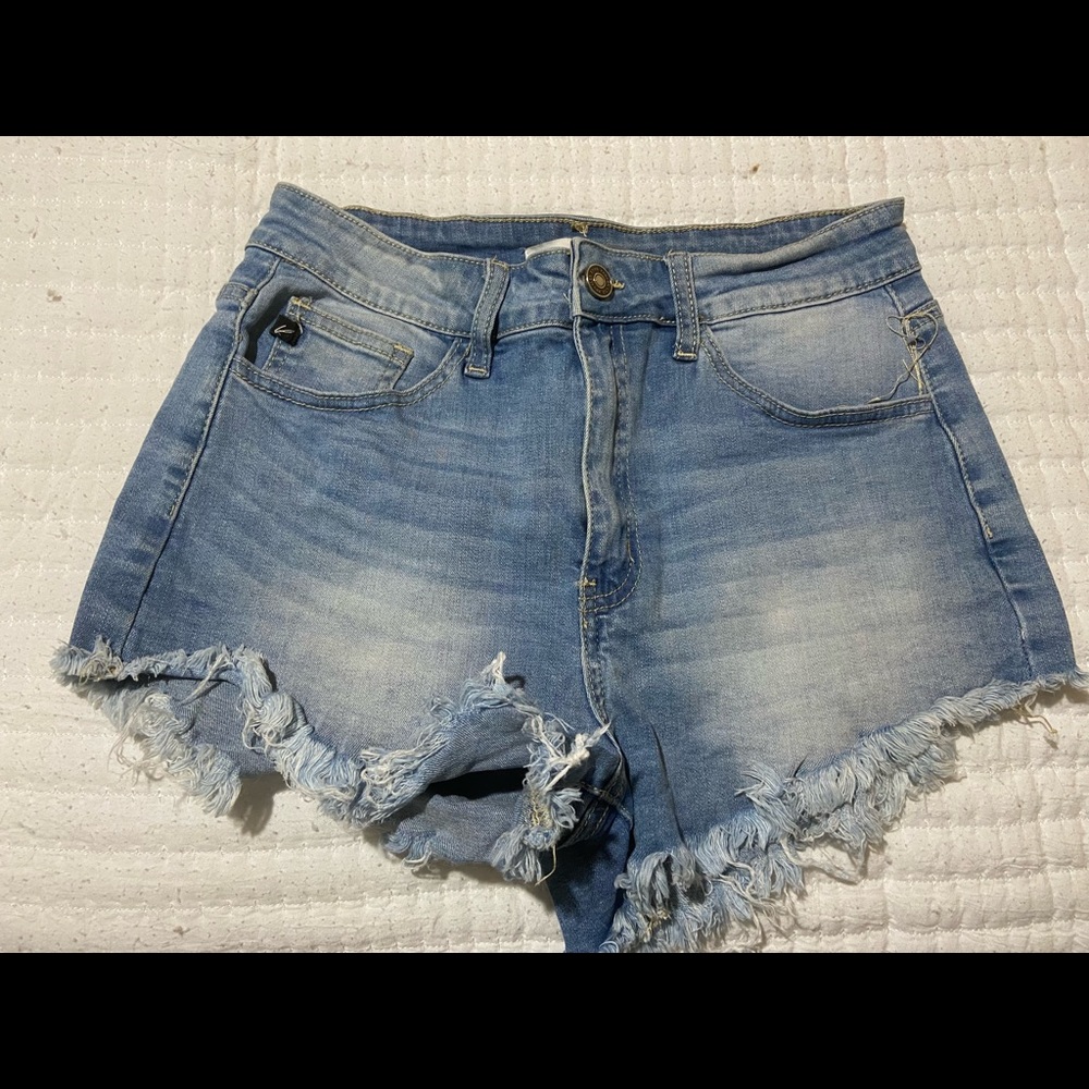 Kancan distressed jean shorts